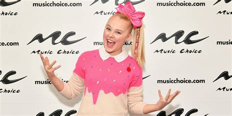 is jojo siwa.pregnant|Jojo Siwa Criticized for Appearing to Joke About Fake Pregnancy。